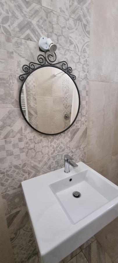 Farolfi Apartments Galliera بولونيا المظهر الخارجي الصورة